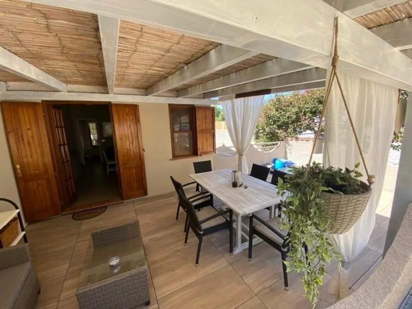 Casa Teresa Villa Porto Pino Exteriör bild