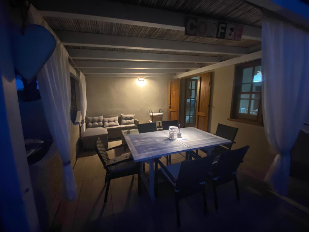 Casa Teresa Villa Porto Pino Exteriör bild