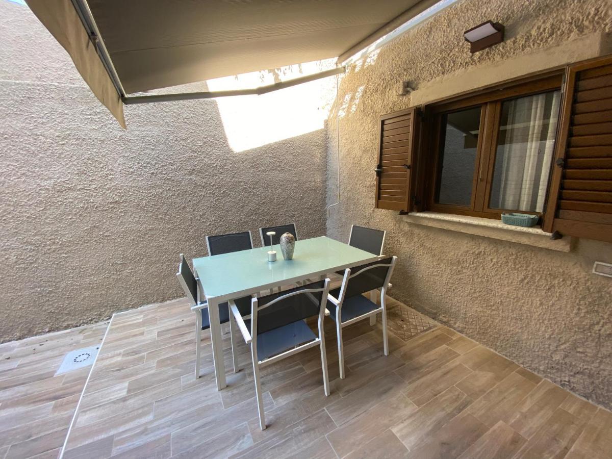 Casa Teresa Villa Porto Pino Exteriör bild